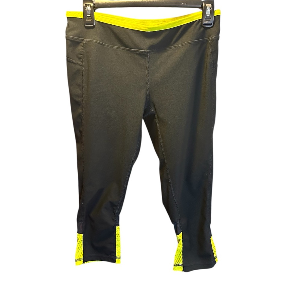 271. Impact By Jillian Michaels Womens Capri